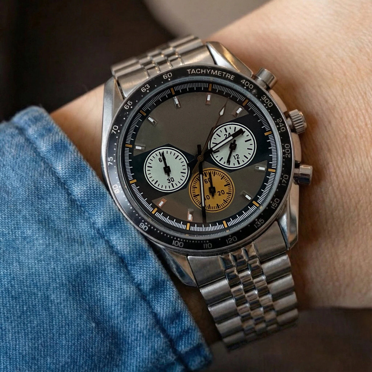 CILOA Rally - steel bracelet on wrist